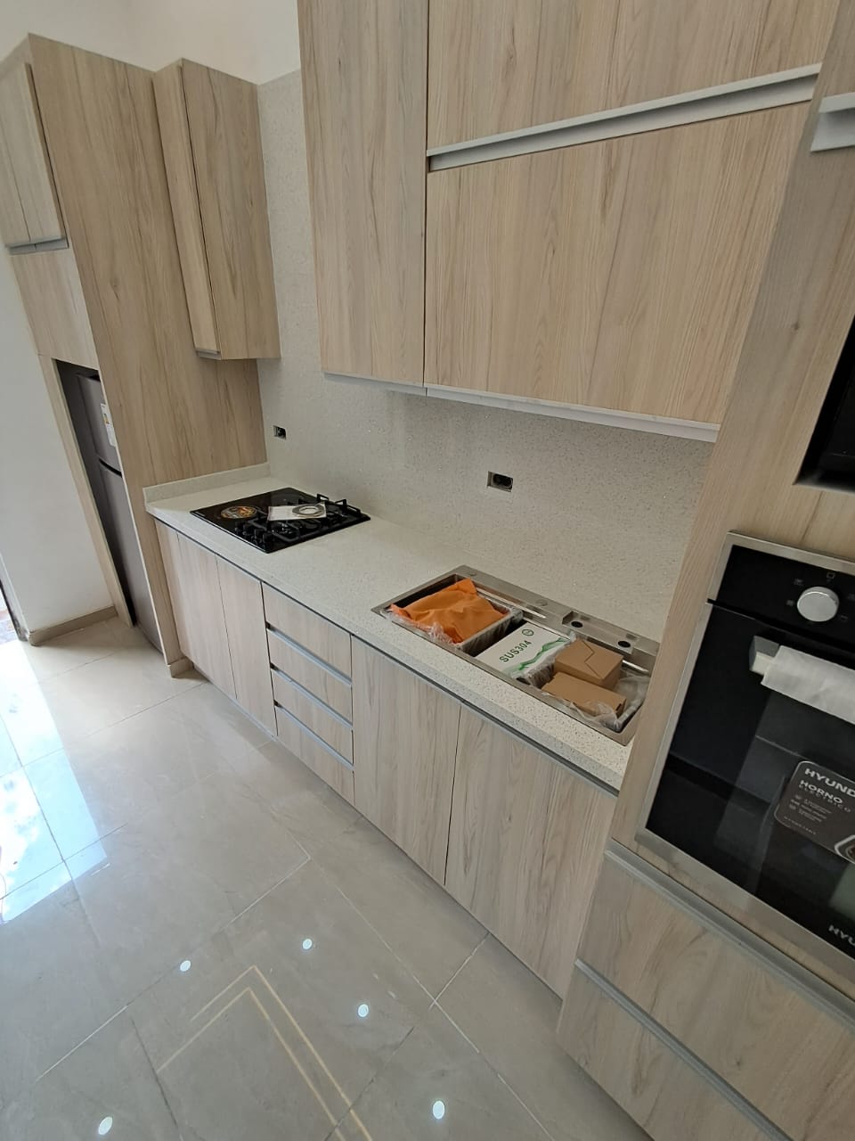 Cocina empotrada moderna Caracas